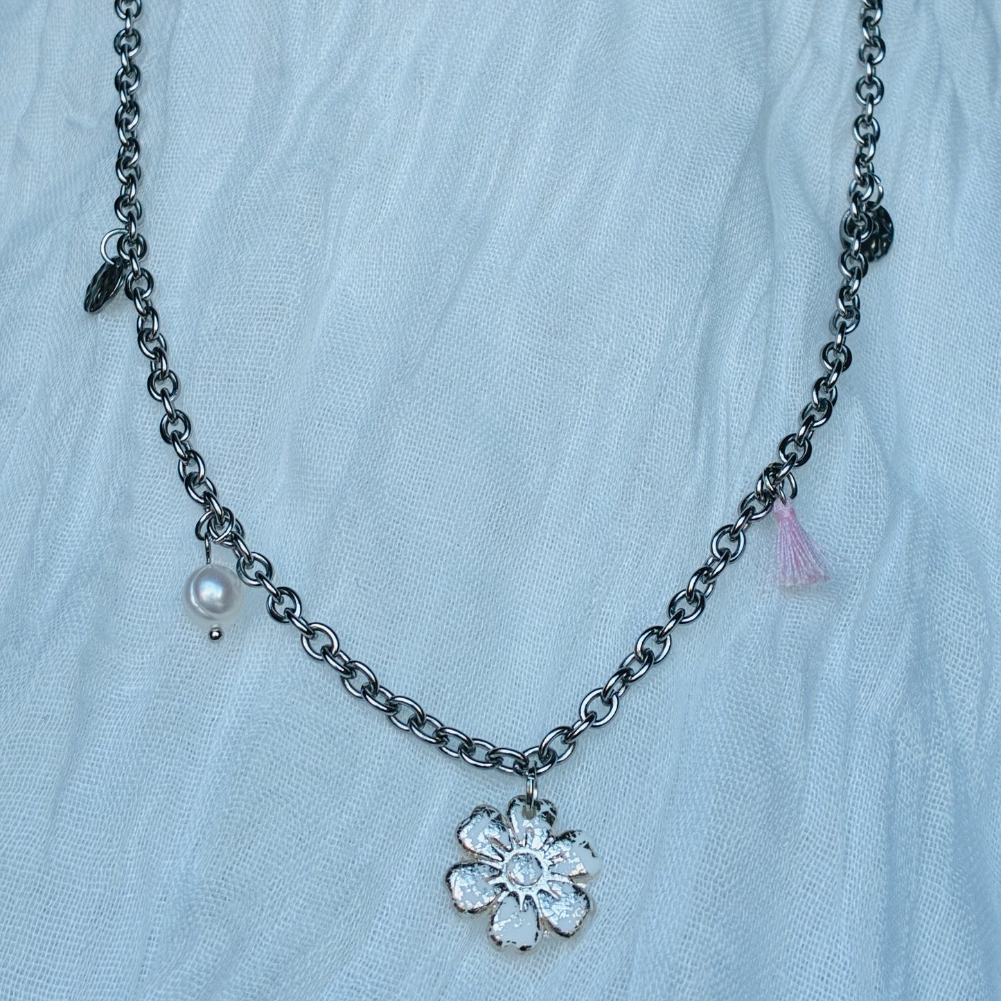 Collier Leila