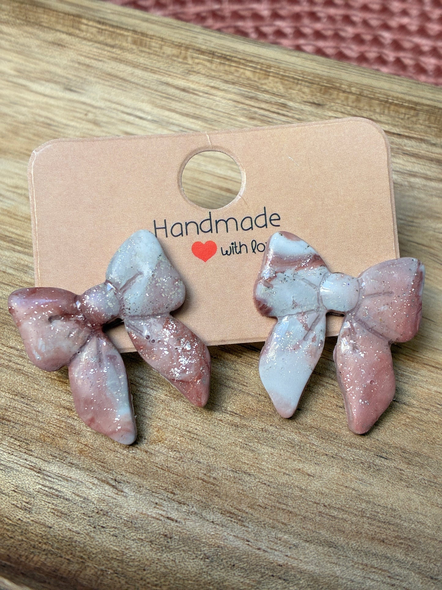 Puces d’oreilles Kate