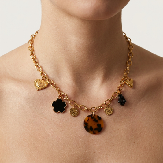 Mona